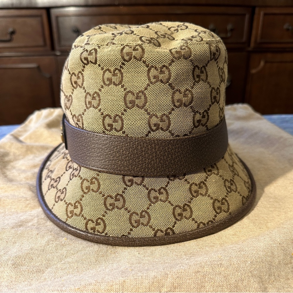 Authentic Gucci Gg Canvas Bucket Hat - Unisex - image 5